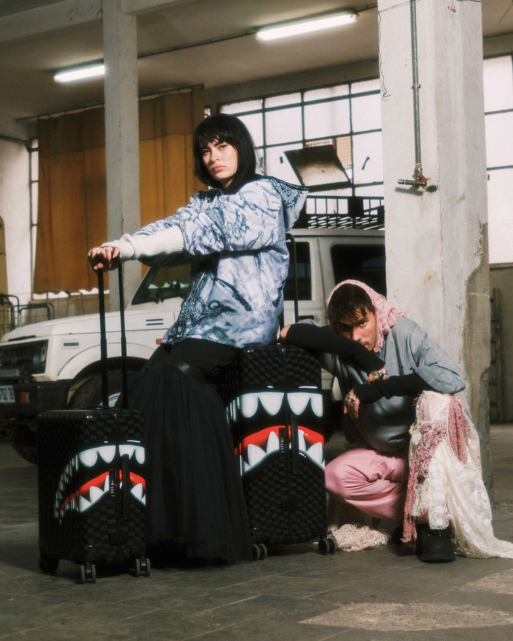 SHARKS IN PARIS HYPER PUFF FULL-SIZE LUGGAGE