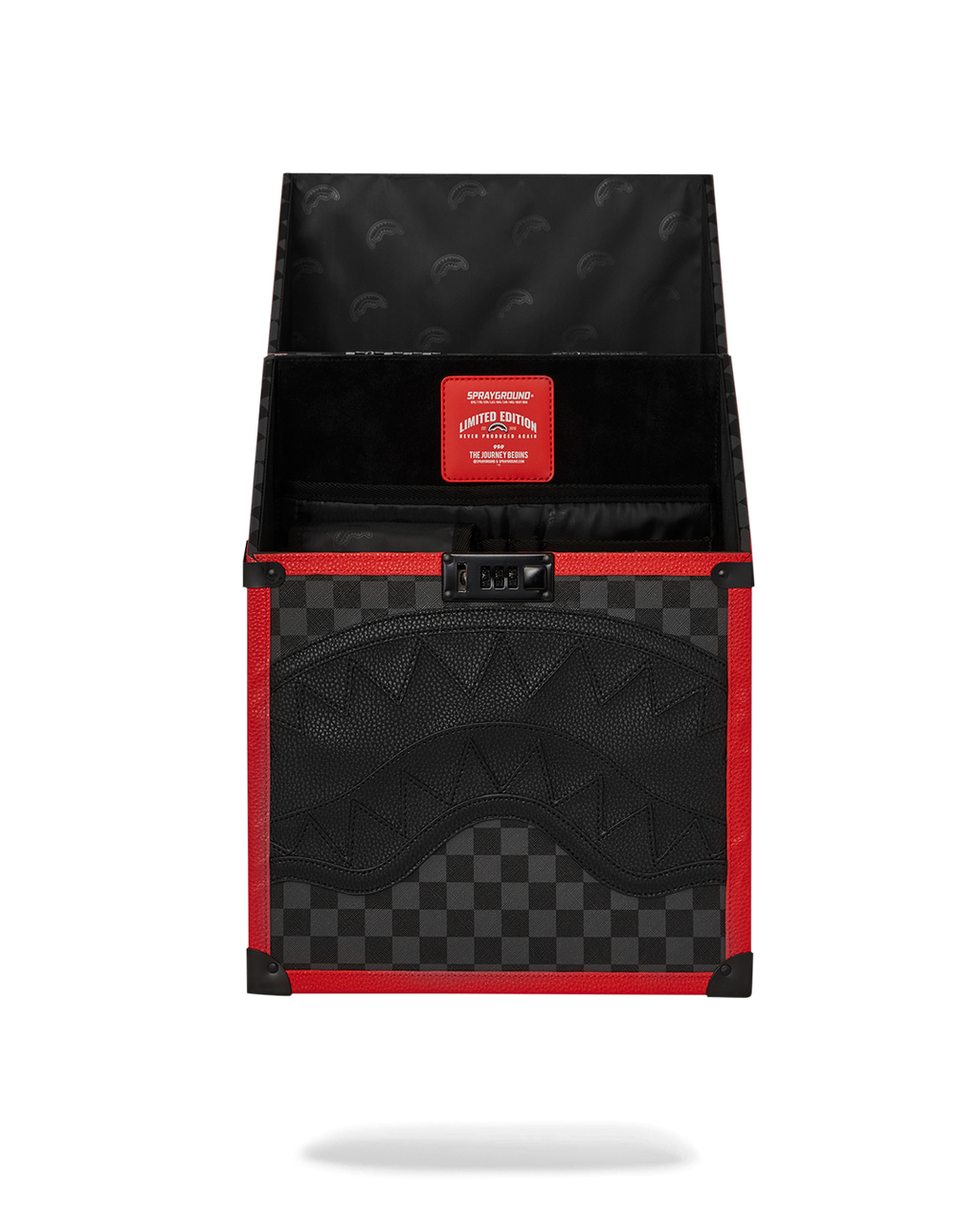 MONACO SHARK CLUB CHATURANGA SHARK 1900 BACKPACK