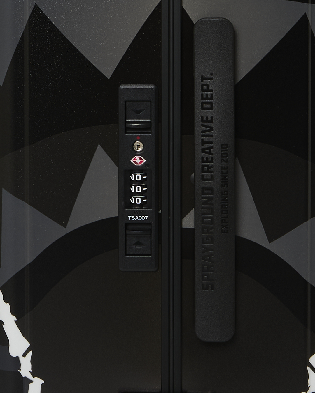 SHARK SLASH CARRY-ON LUGGAGE
