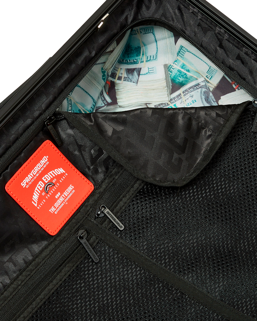 NOIR FANG CARRY-ON LUGGAGE